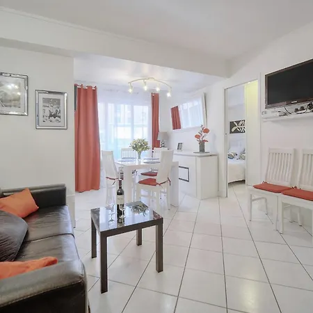 Confortable 2 Pieces, Hyper Centre- Centre A1b237 Apartman