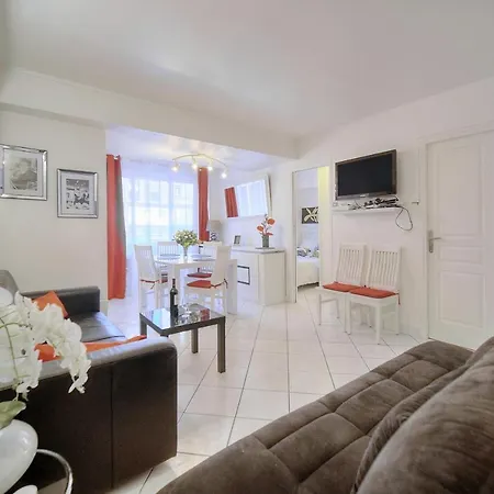 Appartement Confortable 2 Pieces, Hyper Centre- Centre A1b237 *