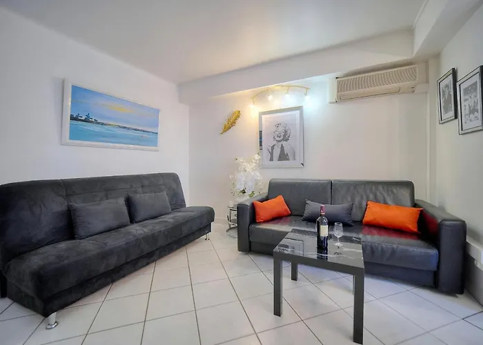 Daire Confortable 2 Pieces, Hyper Centre- Centre A1b237 Cannes