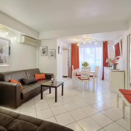 Daire Confortable 2 Pieces, Hyper Centre- Centre A1b237 Cannes